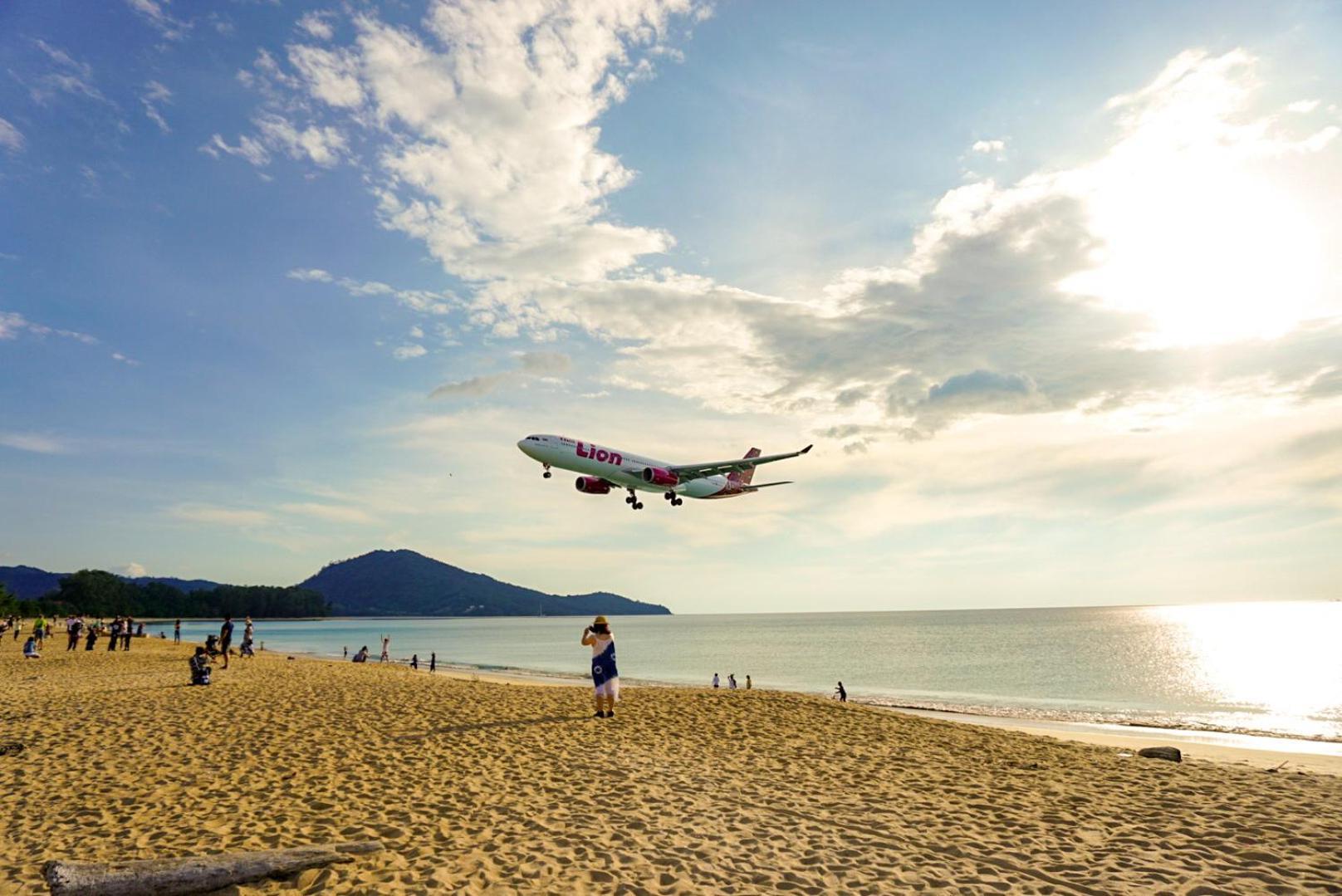 Dwell Phuket Airport Hotel At Naiyang Nai Yang Beach Екстериор снимка