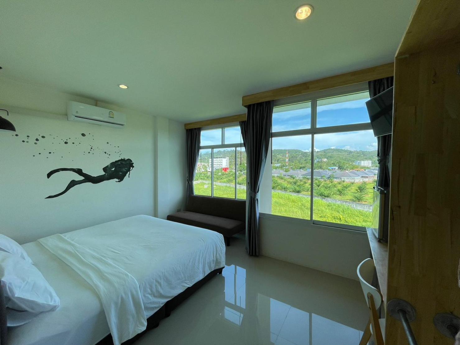Dwell Phuket Airport Hotel At Naiyang Nai Yang Beach Екстериор снимка