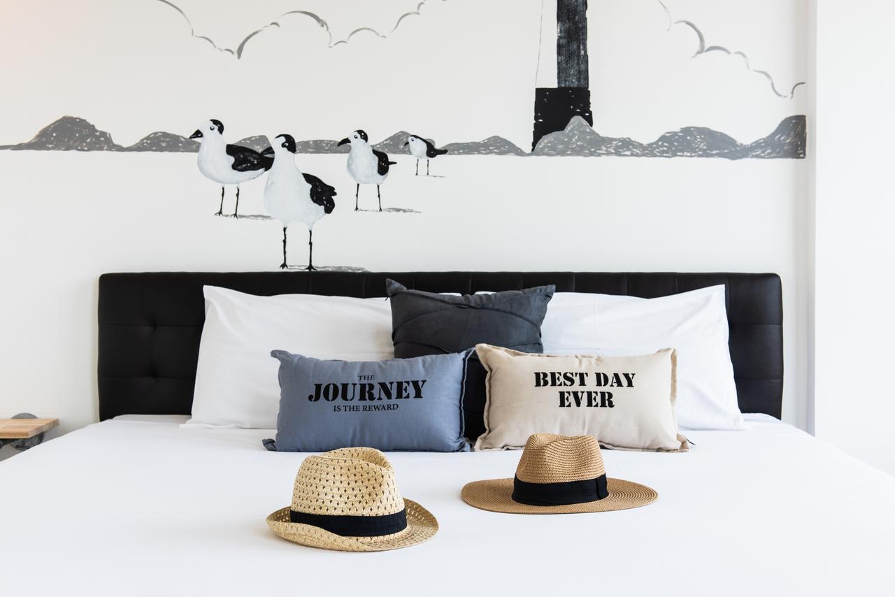 Dwell Phuket Airport Hotel At Naiyang Nai Yang Beach Екстериор снимка